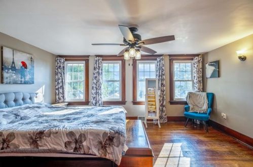 324 Elm Rd, Ambridge PA  15003-2134 exterior