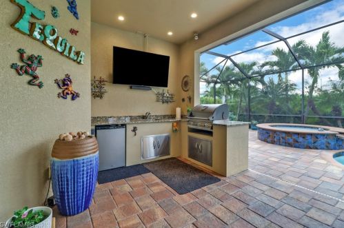 3706 2 St, Cape Coral FL  33991-7622 exterior