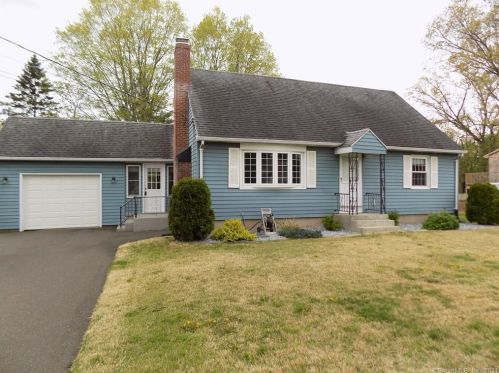 37 Provencher Dr, Plainville, CT 06062-1140