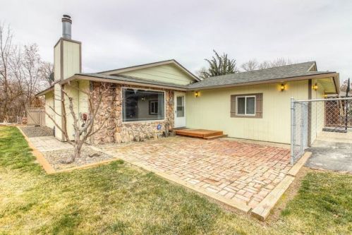 3504 Logan Ave, Yakima, WA 98902-4829