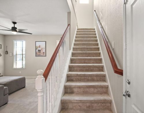 330 Applegate Dr, Valley Home CA  95361-8285 exterior