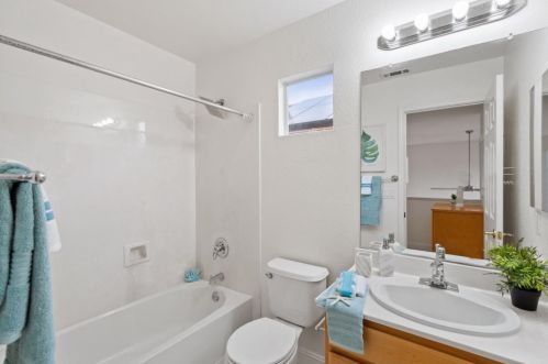 5337 Manderston Dr, San Jose CA  95138-2250 exterior