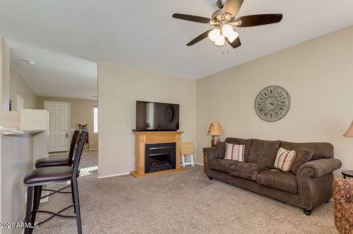 9450 Kiva Ave, Mesa, AZ 85209-1158