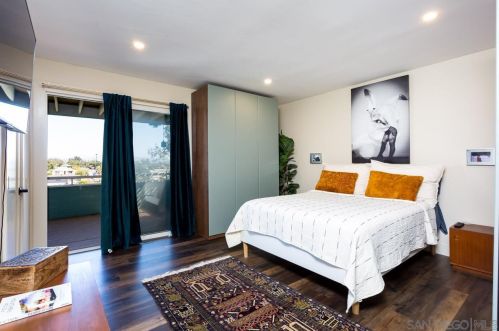 1407 Edgemont St, San Diego CA 92102-1210 exterior