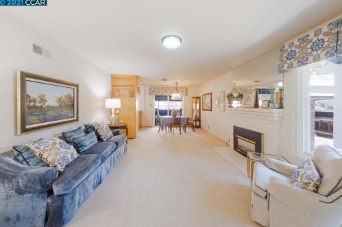 2657 Doidge Ave, Pinole, CA 94564-1012