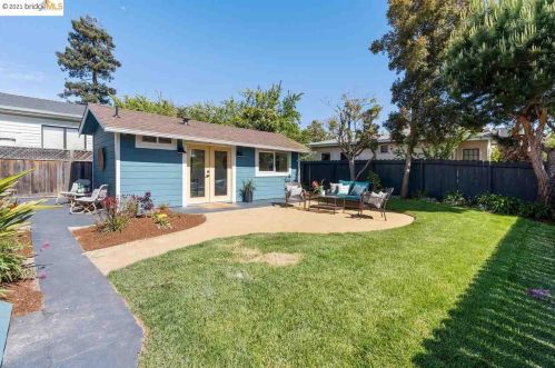 1360 Virginia St, Berkeley CA  94702-1459 exterior