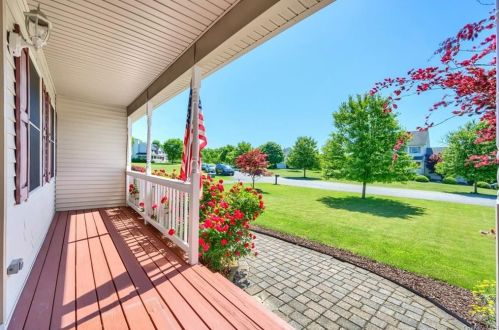 4 Natchu Ct, Salisbury Mills, NY 12577-5116