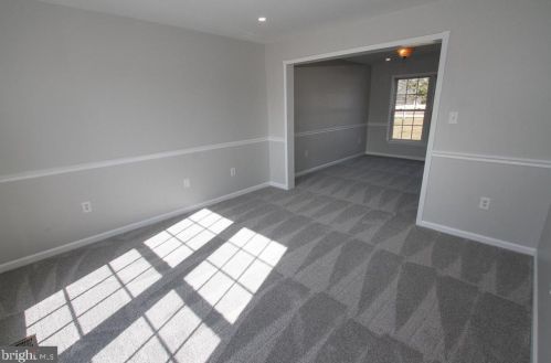 2635 Anthony Dr, Pottstown, PA 19464-1049