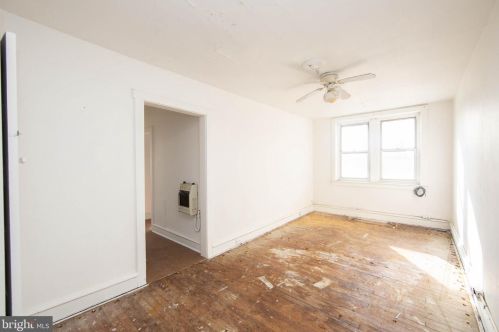 7701 Park Ave, Camden NJ  08109-3534 exterior