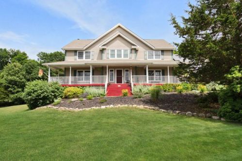 139 Beverly Rd, Chester NY  10918-2300 exterior