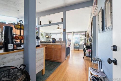 5525 Brunswick Ave, San Diego CA 92120-1830 exterior