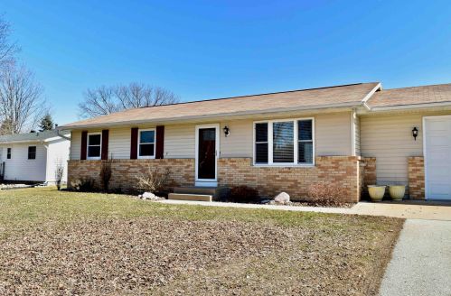 2602 Hibbard Ct, La Crosse, WI 54603-1136
