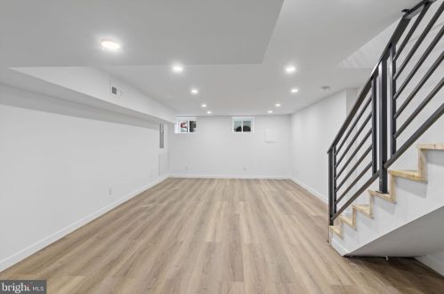 310 Mckean St, Philadelphia PA  19148-2630 exterior