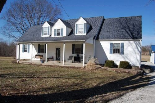 5923 Freedom Arney Rd, Farmers, IN 47431-7125