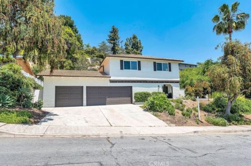 3243 Kirkham Dr, Glendale CA  91206-1131 exterior