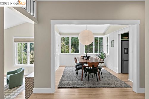 5249 Cochrane Ave, Oakland, CA 94618-2707