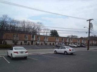 132 Hoffman Ave, Cranston RI  02920-4510 exterior