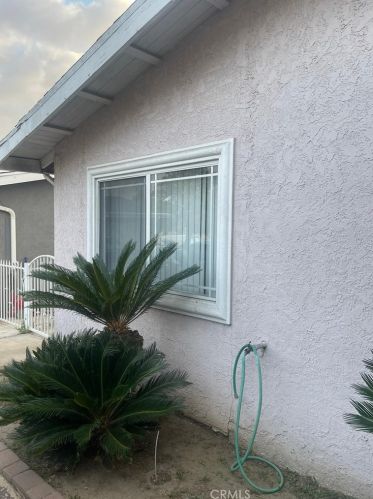 15519 Deblynn Ave, Gardena, CA 90248-2326
