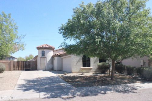7121 71st Dr, Glendale, AZ 85303-2539