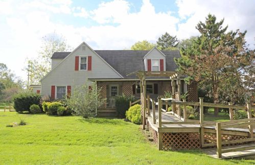203 Arch Ave, Mount Vernon OH  43050-3106 exterior