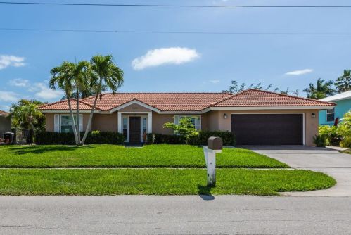 1541 Honeysuckle Ave, Marco Island, FL 34145-5220