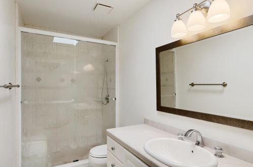 14 Seville Dr, Rancho Mirage CA  92270-3850 exterior