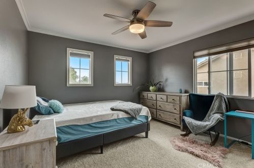 28968 Rock Canyon Dr, Santa Clarita CA  91390-5281 exterior