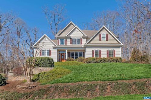 11 Fleetwood Dr, Bybee, VA 22963-2652
