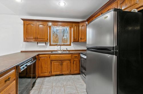 1046 Melody Dr, Green Bay WI  54303-6375 exterior