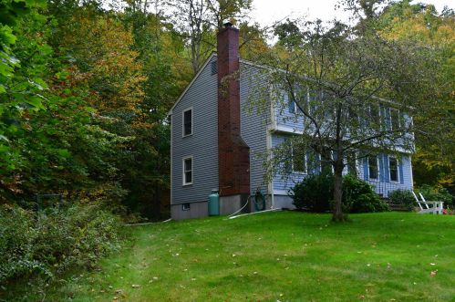 11 Deer Hollow Rd, Plaistow NH  03865-2119 exterior