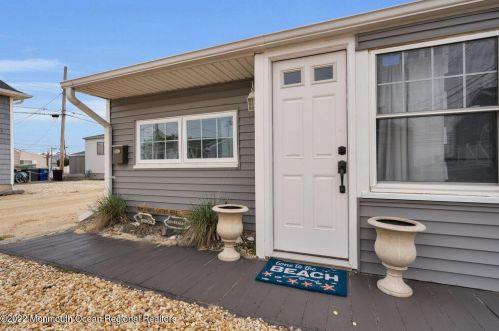 35 Plover Way, Lavallette, NJ 08735-1519