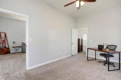 9665 Kent St, Elk Grove CA  95624-2432 exterior