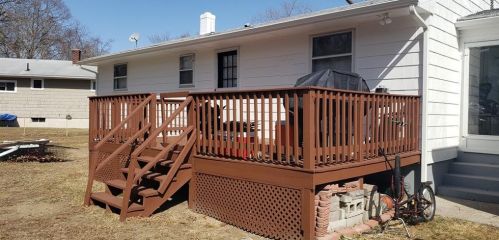 95 Burbank Dr, Warwick, RI 02886-3503