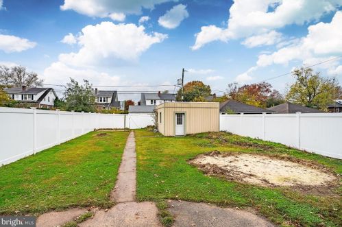 1372 Queen St, Pottstown PA  19464-5042 exterior