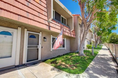 22518 Paseo Terraza, Santa Clarita, CA 91350-2201