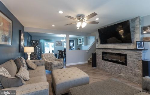 25 Goldy Dr, Gloucester NJ  08030-1318 exterior