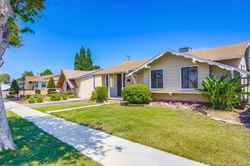 20926 Cortner Ave, Lakewood, CA 90715-1661