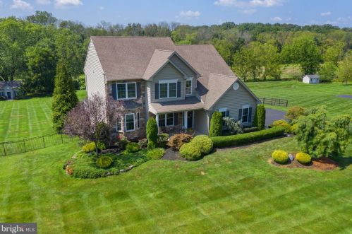 635 Salfordville Rd, Harleysville, PA 19438-2201