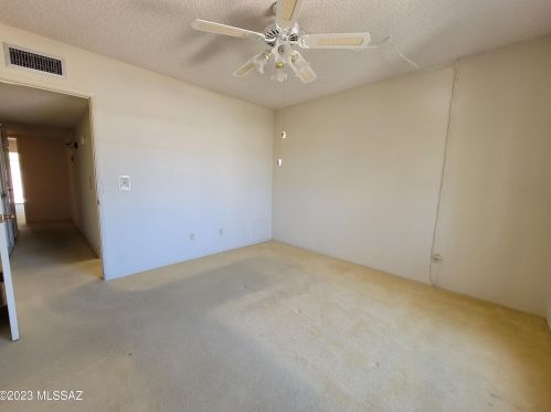 9008 Palms Park Dr, Tucson AZ  85715-5643 exterior