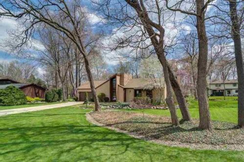 12066 Balsam Cir, Granger, IN 46530-9416