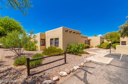3023 Sparkman Blvd, Tucson, AZ 85716-1608