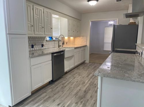 2720 Grandview Dr, Plano TX  75075-8110 exterior