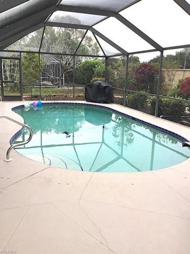 9985 Boca Cir, Naples, FL 34109-7315