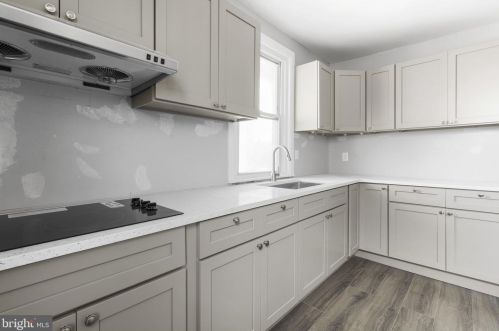 125 Chew Ave, Philadelphia PA 19120-0025 exterior