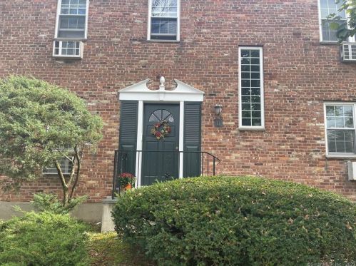 11 Belltown Rd, Stamford, CT 06905-3715