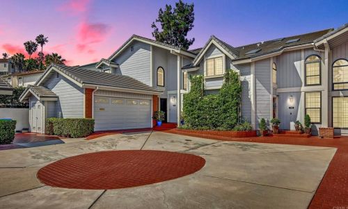 7535 Jerez Ct, Carlsbad CA  92009-7467 exterior
