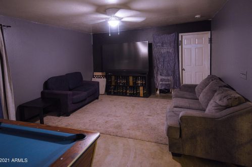 1809 51 Dr, Phoenix AZ 85035-1901 exterior