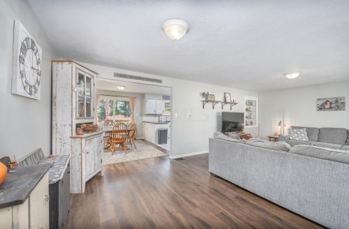 15936 Wooster Rd, Mount Vernon OH  43050-9764 exterior