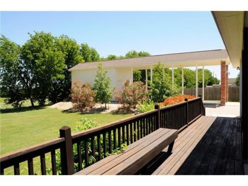 202 Bosque Dr, Monadale, TX 78634-4471