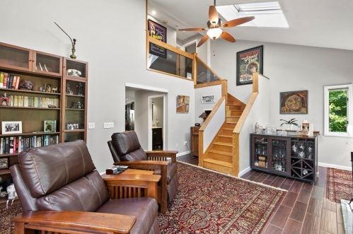 30 Abington St, Worcester MA  01603-1101 exterior